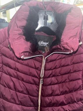 Special Ones Burgundy Quilted Puffer Jacket with Faux-Fur Trim